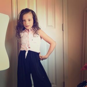 Cute button up collar top for summer time